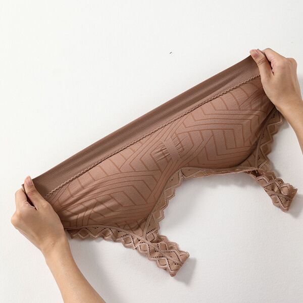 LaceAura Seamless Beauty Back Tube Bra - Image 4